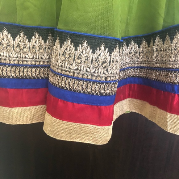 Indian Bollywood Dress - Picture 3 of 8